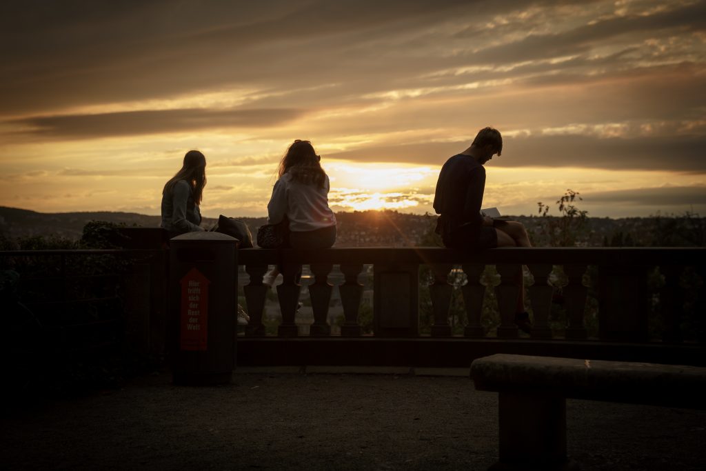 Sonnenuntergang hinter dem Stuttgarter Kessel