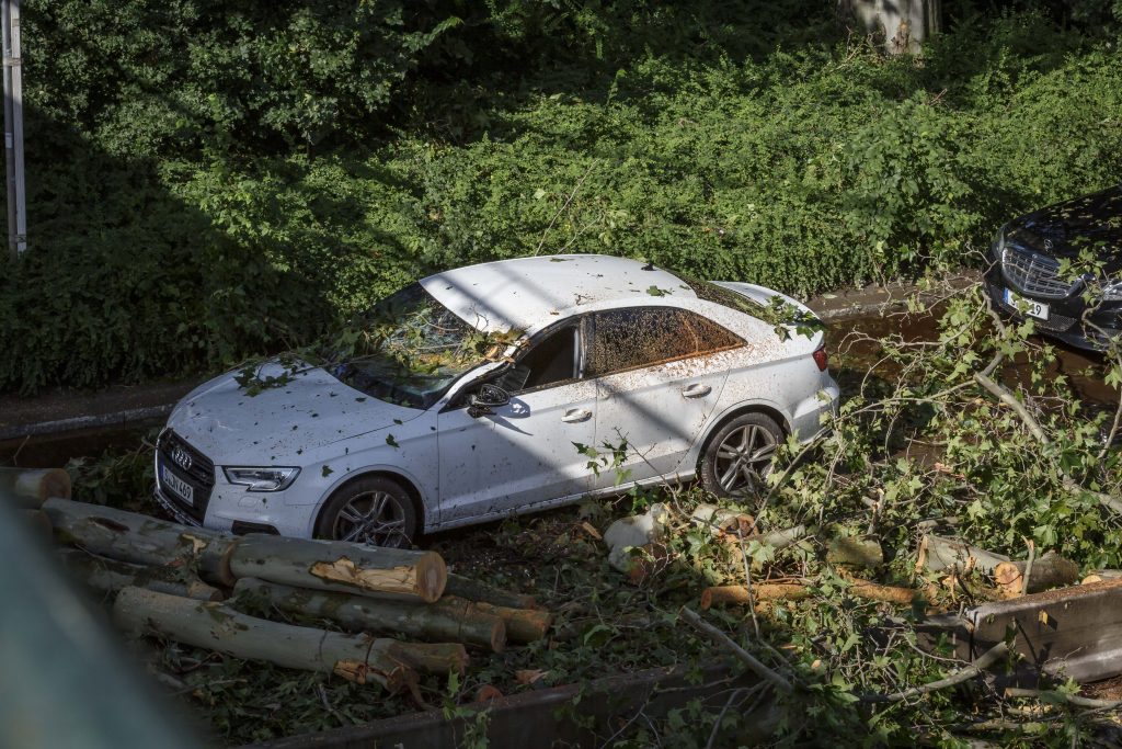 Sturmschäden nach einem Unwetter in der Stuttgarter Innenstadt