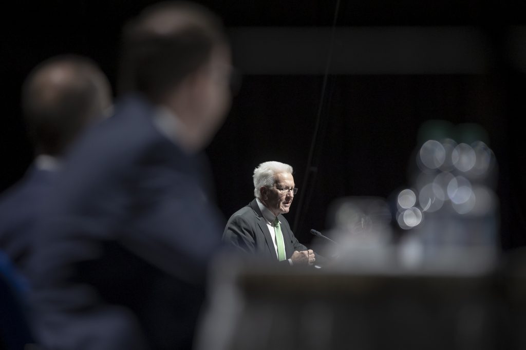 Winfried Kretschmann (Ministerpräsident von Baden-Württemberg) auf einer Kundgebung des Gemeindetags